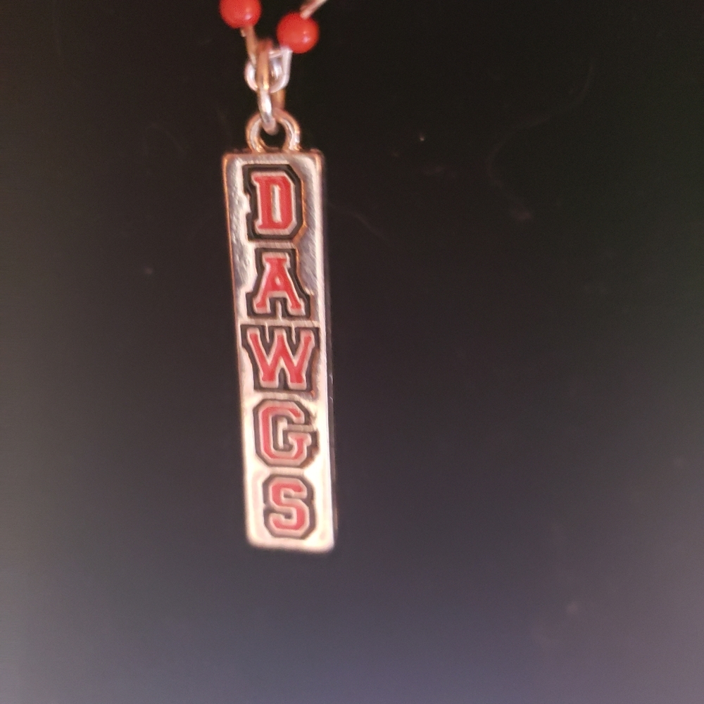 🧁3/$30 Georgia Bulldog Necklace - Picture 2 of 2